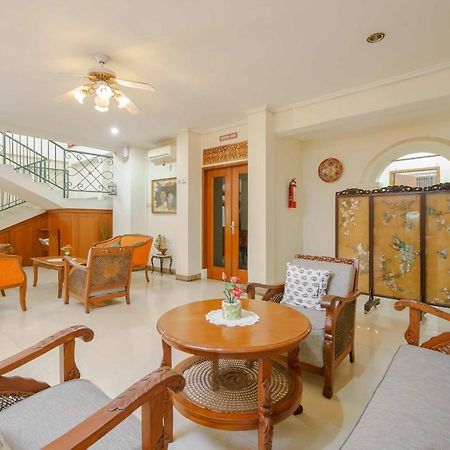 Reddoorz Plus Near Kemang Raya Jakarta Luaran gambar