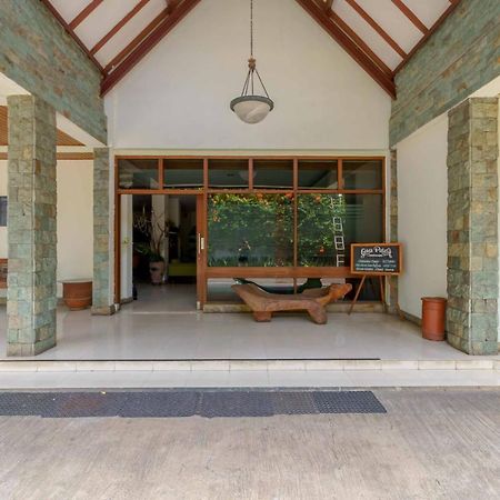 Reddoorz Plus Near Kemang Raya Jakarta Luaran gambar