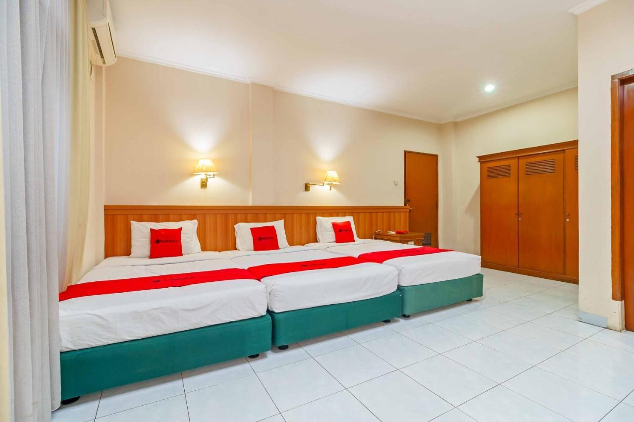 Reddoorz Plus Near Kemang Raya Jakarta Luaran gambar
