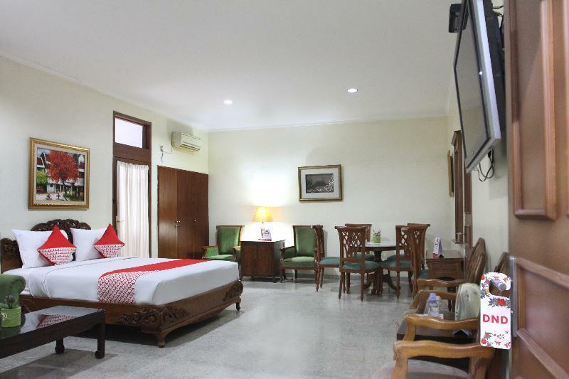 Reddoorz Plus Near Kemang Raya Jakarta Luaran gambar